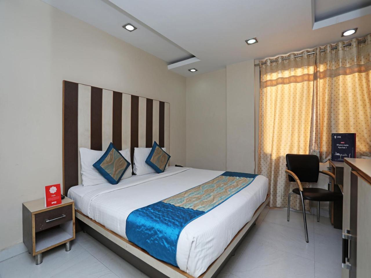 Hotel Balsons Continental นิวเดลี ภายนอก รูปภาพ