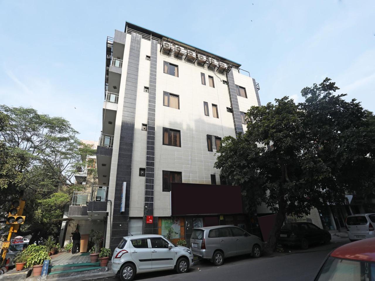 Hotel Balsons Continental นิวเดลี ภายนอก รูปภาพ